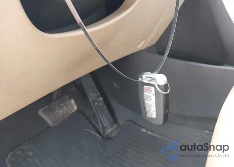 2013 Hyundai Elantra Limited из США, поврежденный, VIN 5NPDH4AE1DH345879